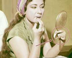 She suffered a major accident when she was returning Mumbai from  Mahabaleshwar. <b>The accident damaged her left pinky finger </b>which remained band